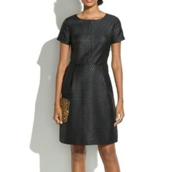Madewell Dresses & Skirts - Madewell Metallic Shimmer Brocade Sheath Dress